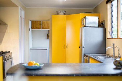 Photo of property in 9 Toenga Road, Pukerua Bay, 5026