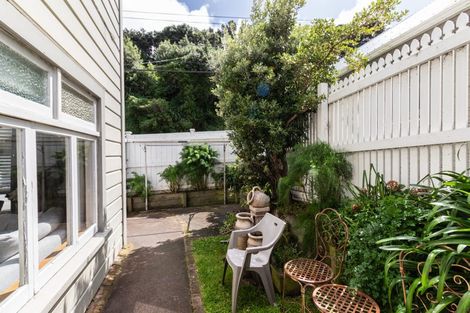 Photo of property in 117 Severn Street, Island Bay, Wellington, 6023