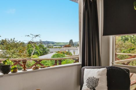 Photo of property in 11 Frederick Street, Two Mile Bay, Taupo, 3330