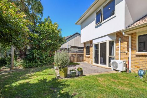 Photo of property in 25 Bodiam Place, Bethlehem, Tauranga, 3110