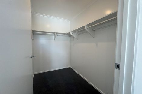 Photo of property in 30 Te Piriti Road, One Tree Point, 0118