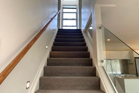 Photo of property in 76h Edmonton Road, Henderson, Auckland, 0612