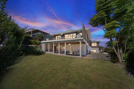 Photo of property in 2/89 Takutai Avenue, Half Moon Bay, Auckland, 2012