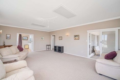 Photo of property in 7 Longhurst Terrace, Cashmere, Christchurch, 8022