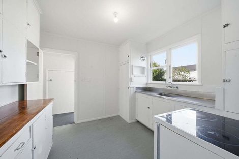 Photo of property in 50-52 Cameron Crescent, Masterton, 5810