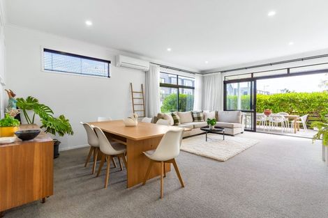 Photo of property in 37 Wallace Road, Hobsonville, Auckland, 0616