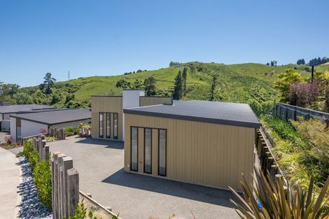 Photo of property in 18 Hill Tops Way, Stoke, Nelson, 7011