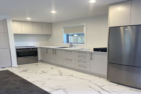 Photo of property in 2 Collingwood Street, Waterloo, Lower Hutt, 5011