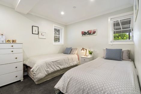 Photo of property in 2/22 Roseberry Avenue, Birkenhead, Auckland, 0626