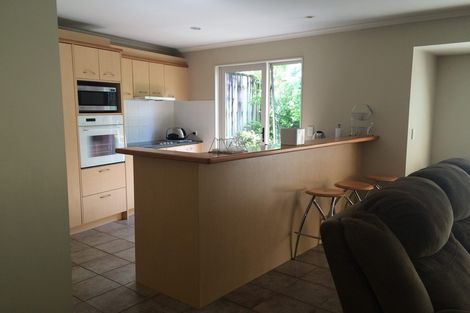 Photo of property in 7 Gillett Place, Botany Downs, Auckland, 2014