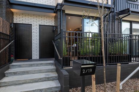 Photo of property in 2/19 Windlass Street, Long Bay, Auckland, 0630