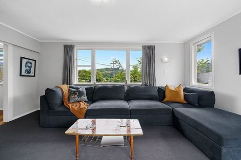 Photo of property in 51 Gillespies Road, Birchville, Upper Hutt, 5018