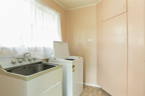 Photo of property in 42 Barker Road, Marewa, Napier, 4110