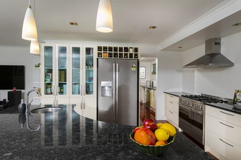 Photo of property in 1/40 Beulah Avenue, Rothesay Bay, Auckland, 0630