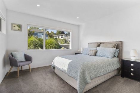 Photo of property in 104 Tukere Drive, Whangamata, 3620