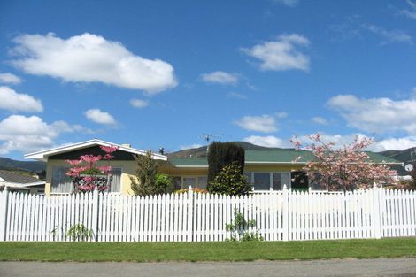 Photo of property in 21 Kaka Street, Stoke, Nelson, 7011