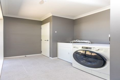 Photo of property in 16 Kitakita Grove, Motueka, 7120