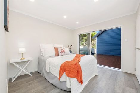 Photo of property in 21a Haven Crest, Somerville, Auckland, 2014