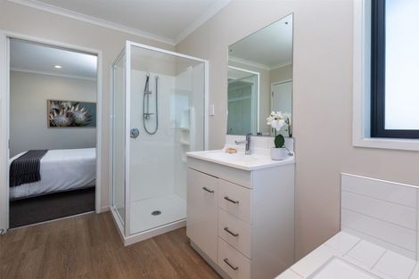 Photo of property in 270 Travis Road, New Brighton, Christchurch, 8083