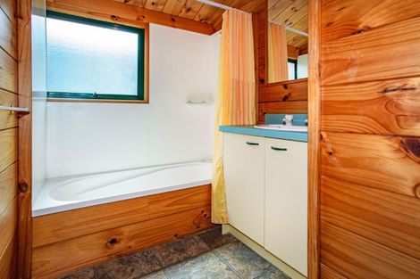 Photo of property in 121 Bambury Place, Onemana, Whangamata, 3691