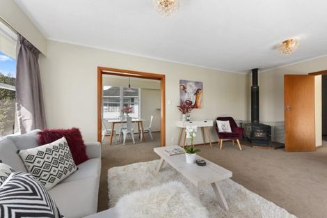 Photo of property in 12 Deller Grove, Silverstream, Upper Hutt, 5019