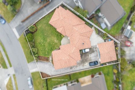 Photo of property in 12 Glentui Place, Waikawa, Picton, 7220