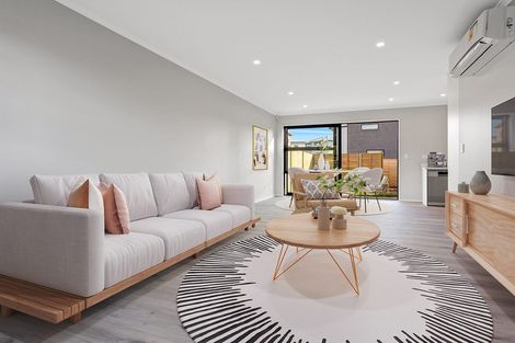 Photo of property in 79 Mettam Drive, Swanson, Auckland, 0614