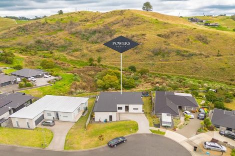 Photo of property in 19 Bob Carter Place, Welcome Bay, Tauranga, 3175