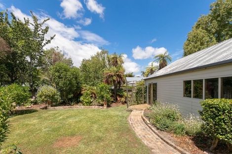 Photo of property in 10 Thames Street, Claudelands, Hamilton, 3214