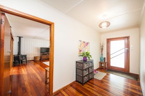 Photo of property in 577 Featherston Street, Roslyn, Palmerston North, 4414