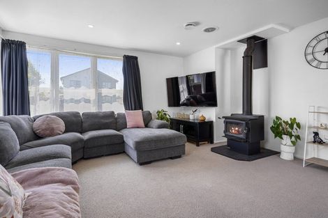 Photo of property in 7 Primrose Street, Northcote, Christchurch, 8052
