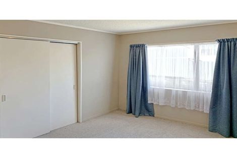 Photo of property in 53 Shamrock Street, Takaro, Palmerston North, 4412
