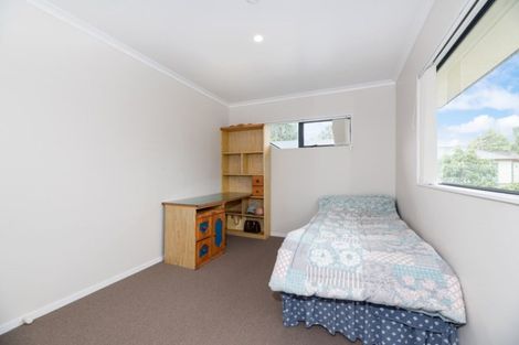 Photo of property in 4 Elder Place, Massey, Auckland, 0614
