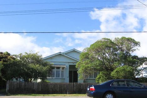 Photo of property in 4 Tennyson Street, Petone, Lower Hutt, 5012