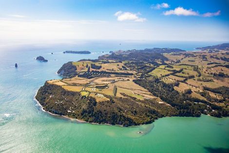Photo of property in 404a Lees Road, Hahei, Whitianga, 3591