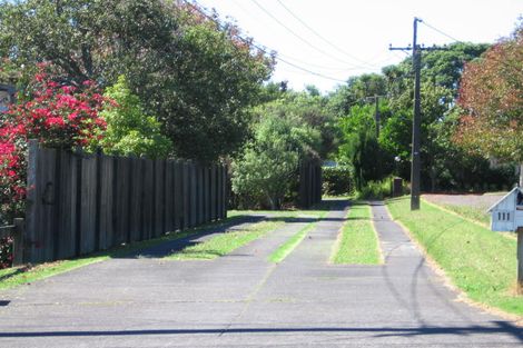 Photo of property in 111a Te Atatu Road, Te Atatu South, Auckland, 0610