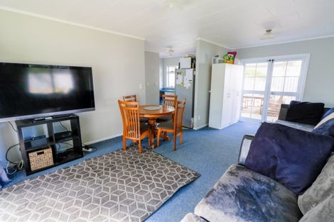 Photo of property in 19a Kauwhata Street, Himatangi Beach, Foxton, 4891