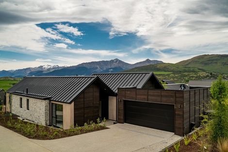 Photo of property in 19 Falconer Rise, Jacks Point, Queenstown, 9371