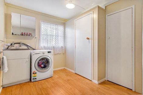 Photo of property in 72 Grande Vue Road, Hillpark, Auckland, 2102