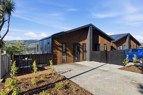 Photo of property in 27 Westhaven Drive, Tawa, Wellington, 5028