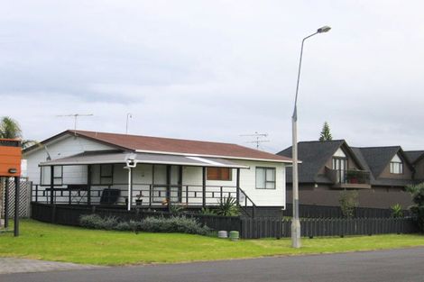 Photo of property in 4 Blue Bell Parade, Omaha, 0986