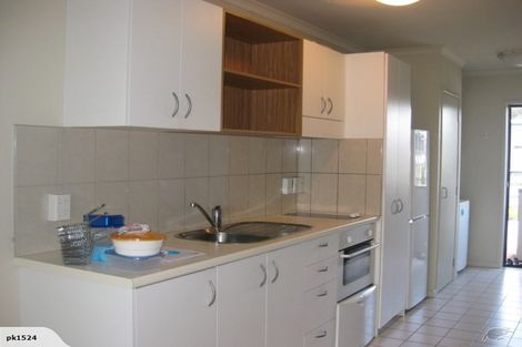 Photo of property in 6/8 Carolina Place, Albany, Auckland, 0632