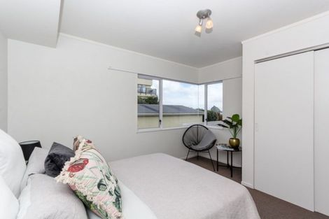 Photo of property in 8b Whiteley Street, Moturoa, New Plymouth, 4310