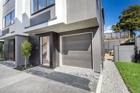Photo of property in 16d Saltburn Road, Milford, Auckland, 0620