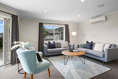 Photo of property in 4 Rose Leigh Drive, Cambridge, 3434