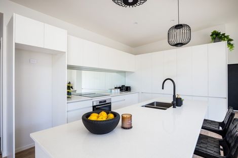 Photo of property in 72 Aratapu Street, Waitara, 4320