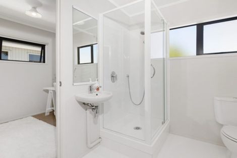 Photo of property in 10 Point Wells Road, Point Wells, Warkworth, 0986