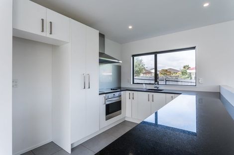 Photo of property in 78 Burswood Drive, Burswood, Auckland, 2013
