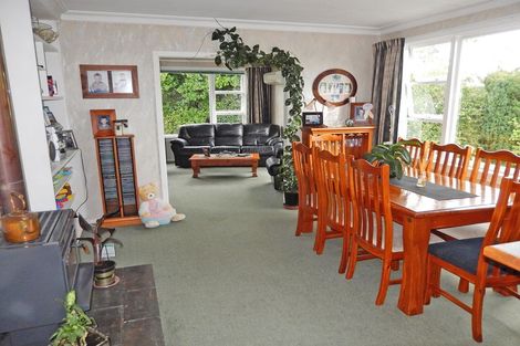 Photo of property in 16 Burn Street, Holmes Hill, Oamaru, 9401