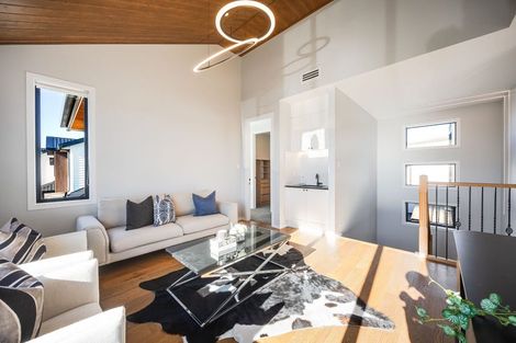 Photo of property in 2 Picnic Point Road, Hobsonville, Auckland, 0616
